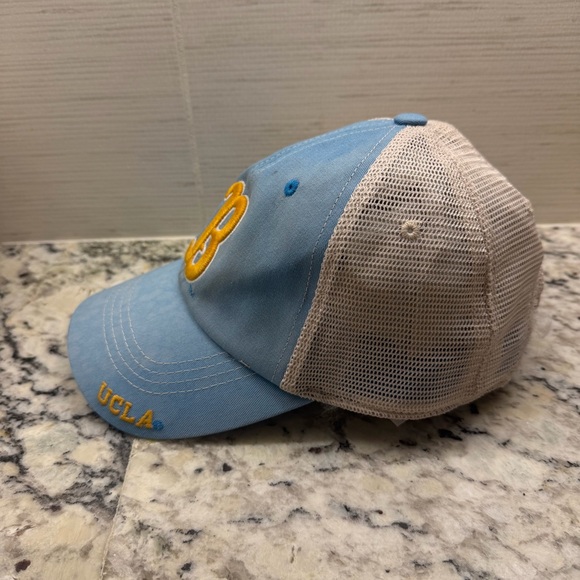 UCLA Zephyra Hat Fitted One size - Picture 2 of 5